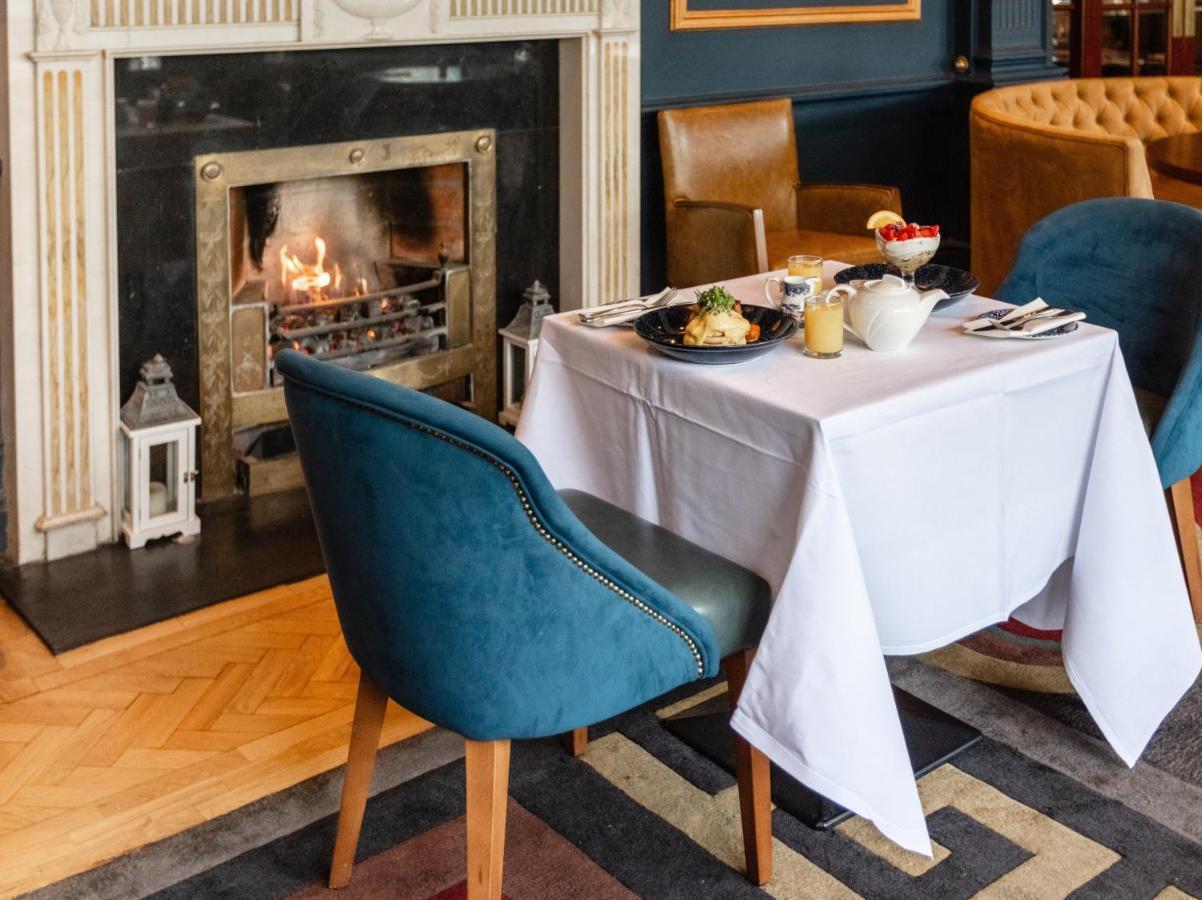 Gleesons Townhouse Booterstown Otel Dublin Dış mekan fotoğraf