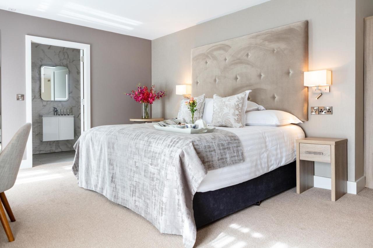 Gleesons Townhouse Booterstown Otel Dublin Dış mekan fotoğraf